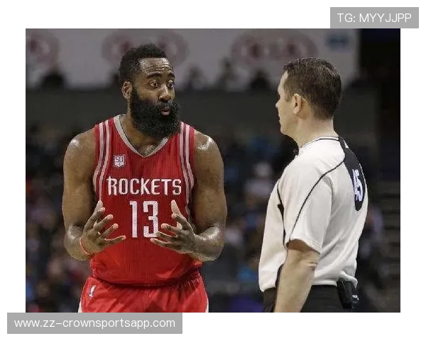 中圈开球规则拆解：何时必须直接传球，违规如何判罚？