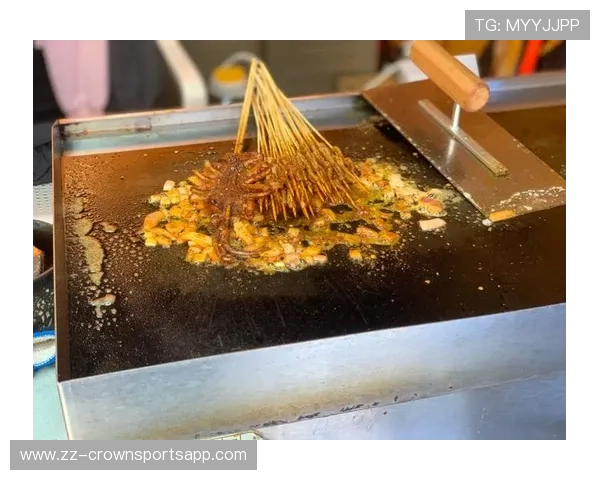 傅海峰这生活节奏，训练完还在老家摆摊卖烧烤？真的假的啊