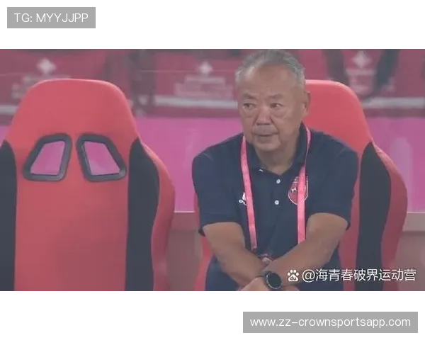 孙准浩赛后直接换睡衣了？这职业状态和家里大爷似的比差远了吧！