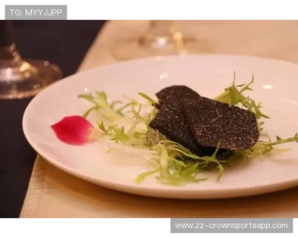 孔帕尼家里冰箱塞满黑松露，训练完直接啃？