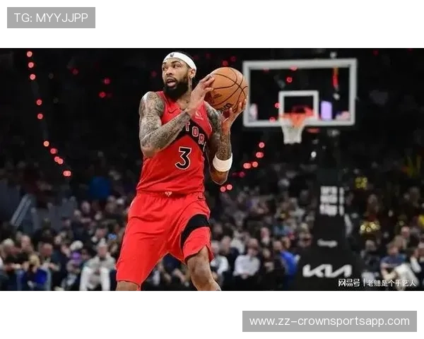 英格拉姆通过无球切入拉开空间，显著提升湖人进攻效率