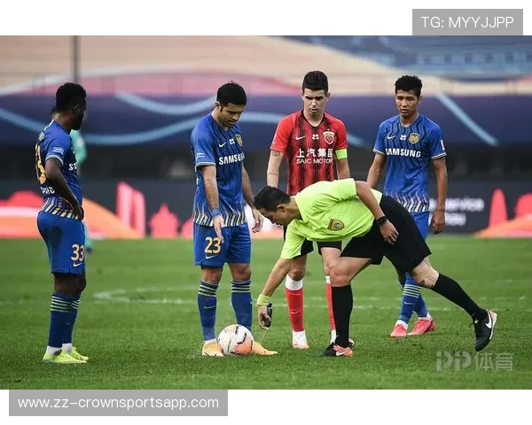 人墙距离不足9.15米，裁判为何不判罚？