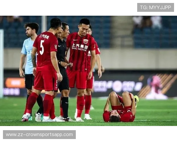 判罚争议背后：裁判判定犯规的关键标准